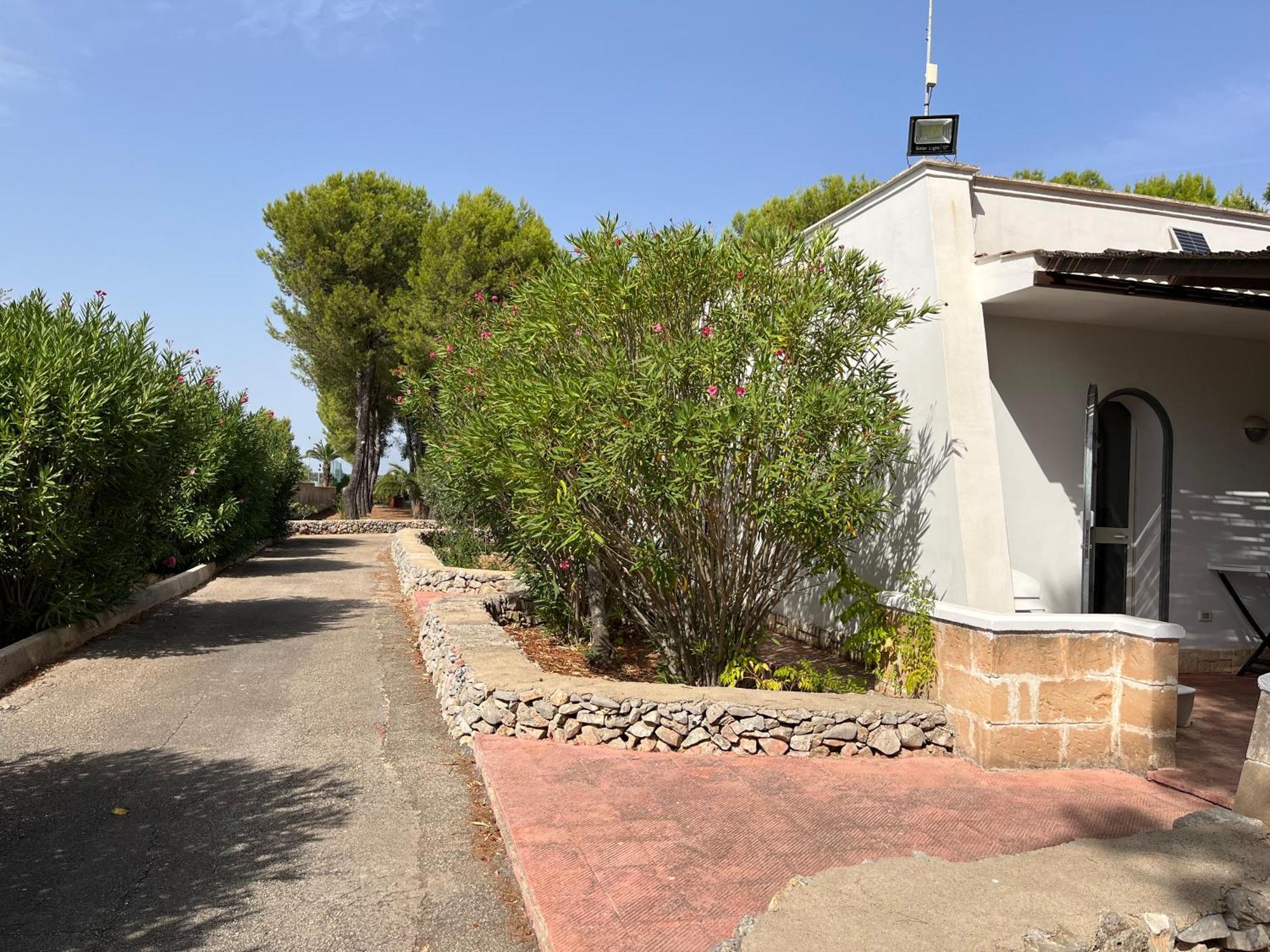 Casette Masseria La Camardia Sava Exterior foto